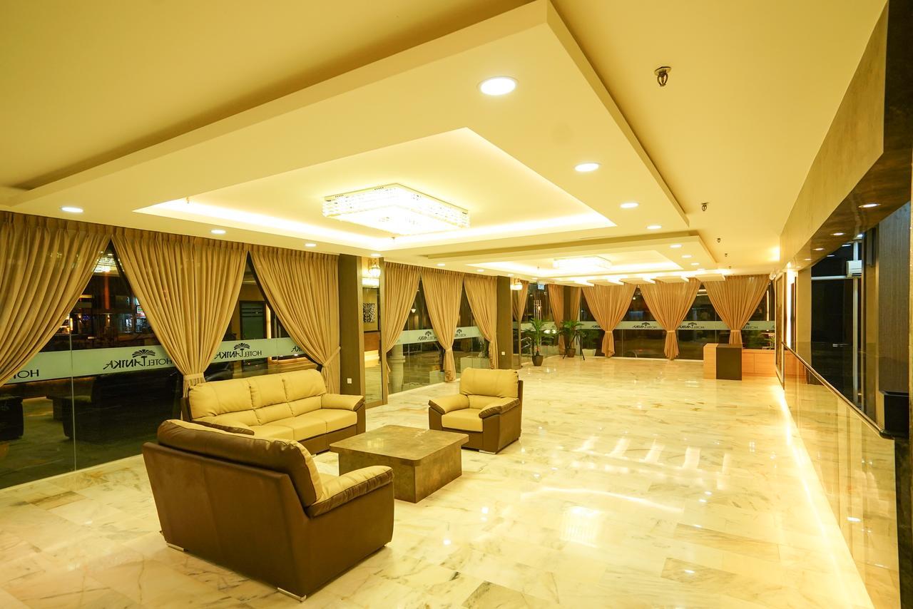 Hotel Anika Kluang Exterior foto