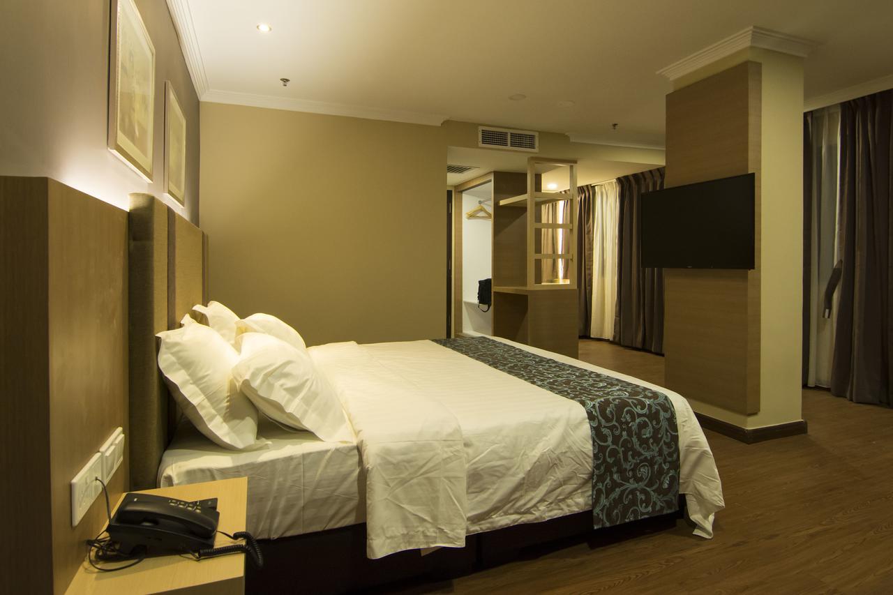 Hotel Anika Kluang Exterior foto